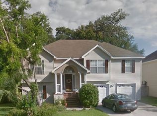 112 Runner Rd, Savannah, GA 31410