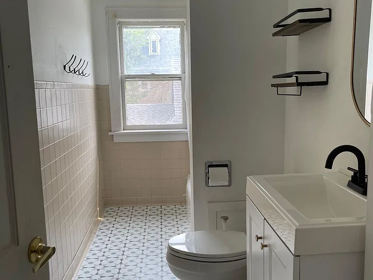 641 Erie St SE #1 — Photo 11