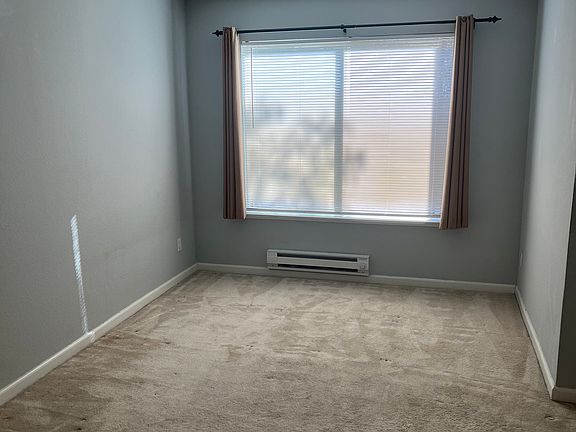 5th image of 1108 Yarwood Ct