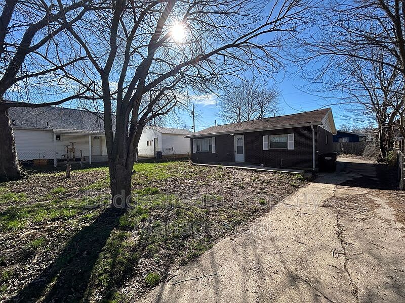 1st image of 306 Buckeye St