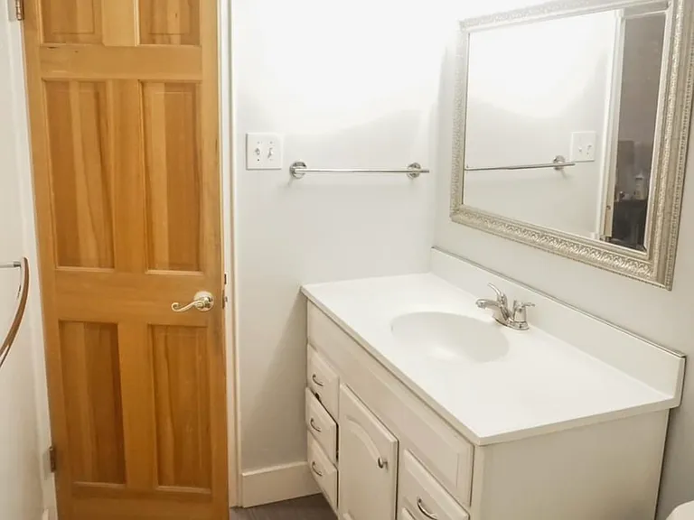800 N Washington St #209 — Photo 28