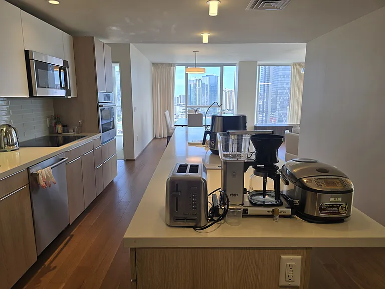 888 Kapiolani Blvd #2105 — Photo 5