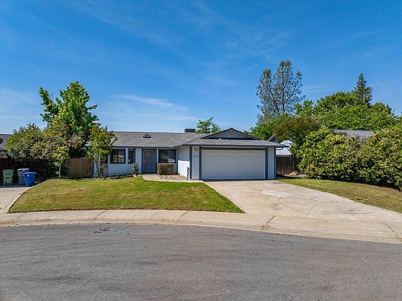 4th image of 822 Monarch Ct