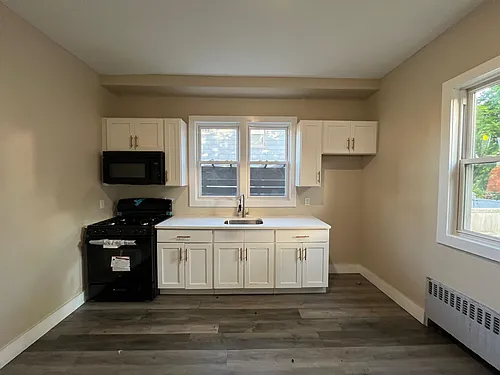 49 Cator Ave #1E Photo 1