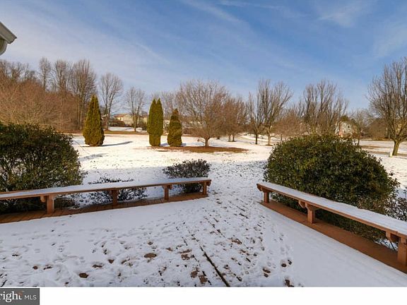 3rd image of 1504 Clifford Cir