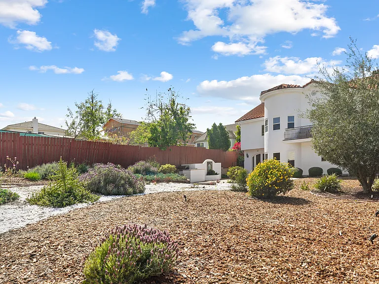 5128 Avenida Hacienda — Photo 32