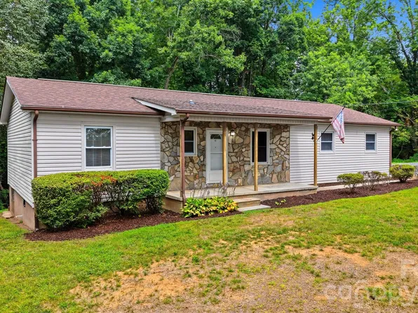 67 Woodlane St, Granite Falls, NC 28630