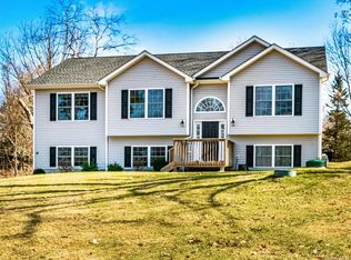 21 Lakeside Dr, Wappingers Falls, NY 12590