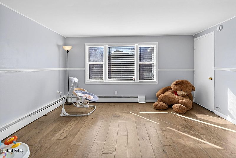 5th image of 1326 8th Avenue