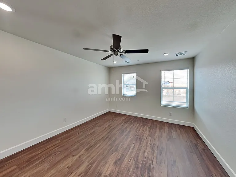 252 Yasmin Daylily Pl — Photo 12