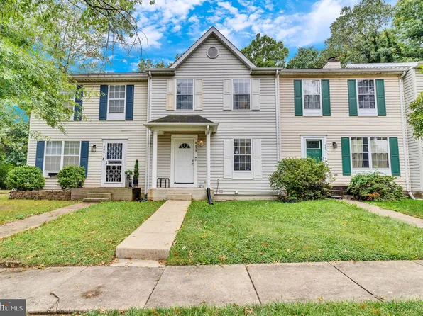 6859 Red Maple Ct, District Heights, MD 20747