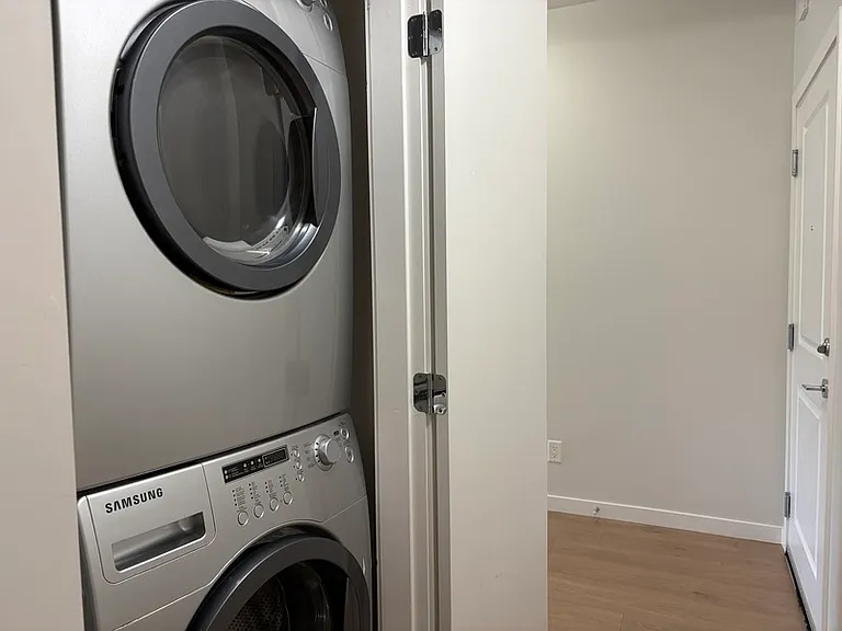1550 Dickson Ave #6 — Photo 14