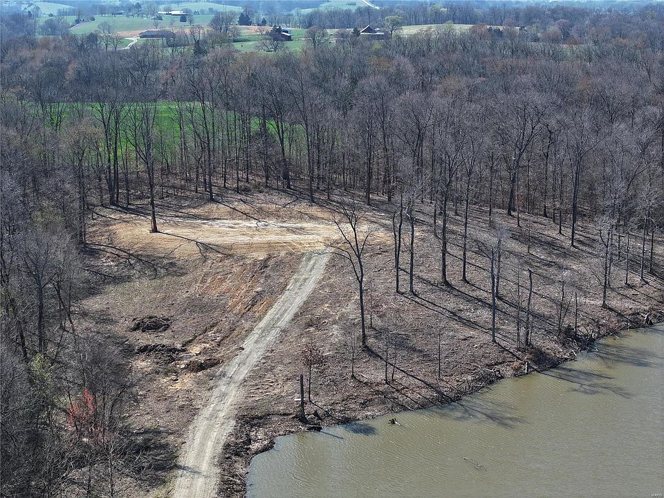 1st image of 143-144 Wagon Wheel Dr #179