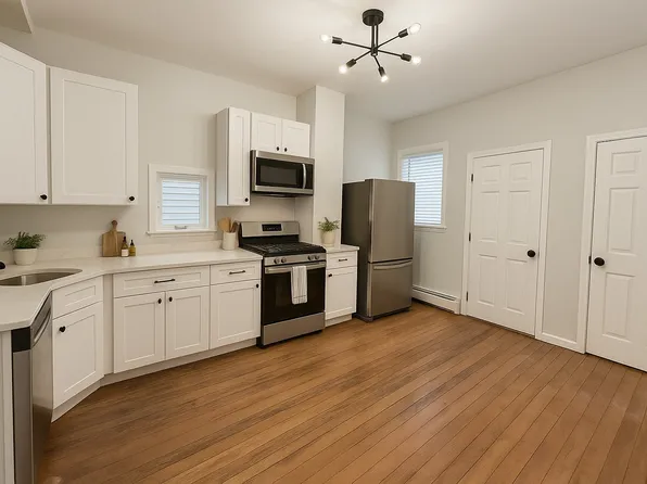 564 E 6th St APT 2, Boston, MA 02127