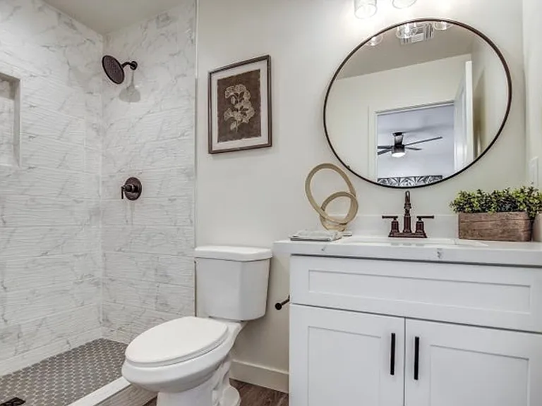 Versatile home in the heart of Phoenix — Photo 12
