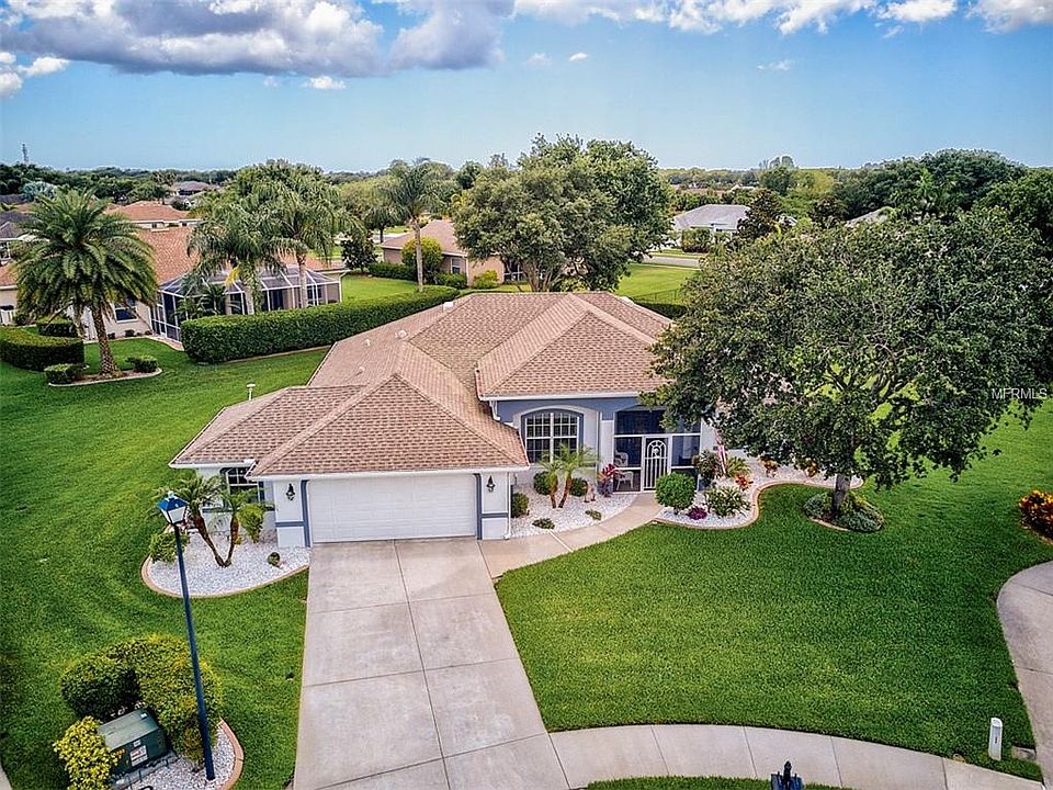 1st image of 7050 Park Cir