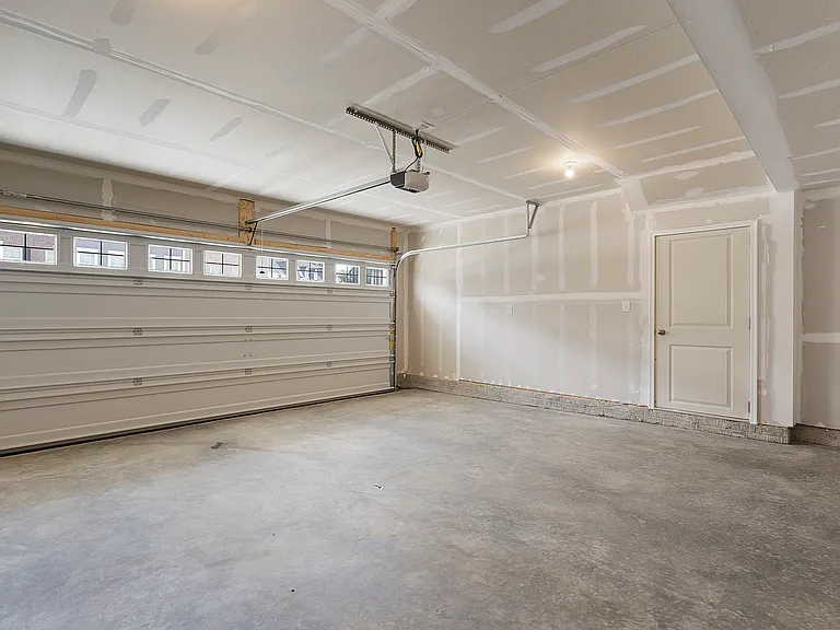 1749 Water Crossing Rd — Photo 33