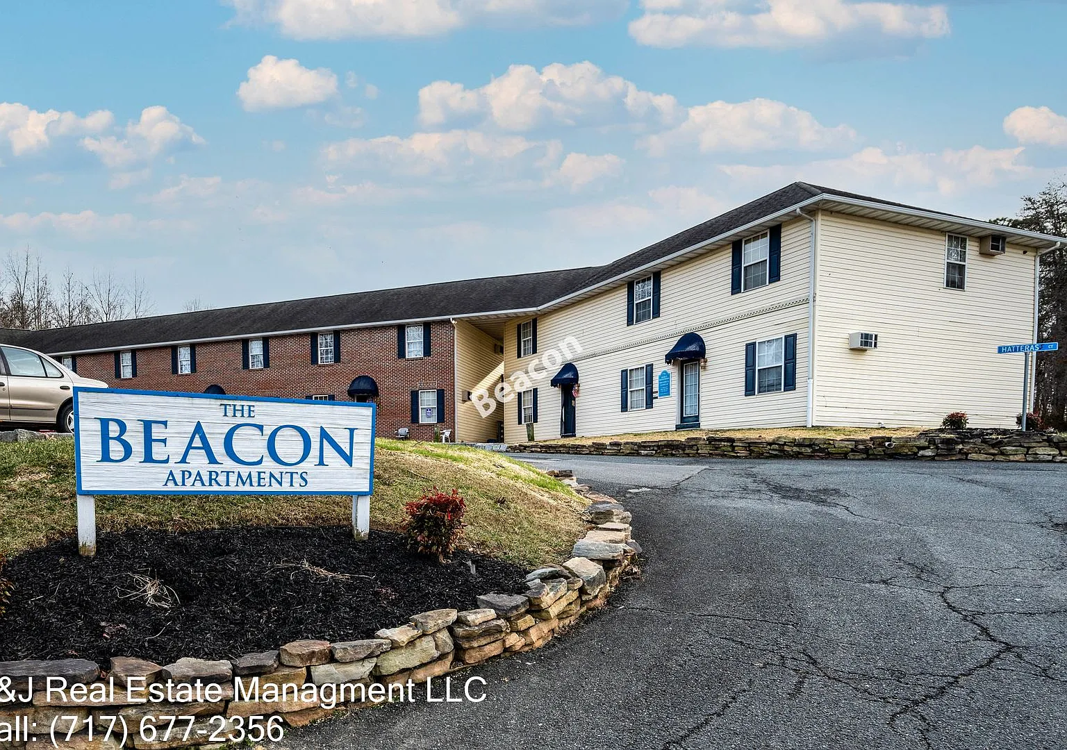 Beacon Apartments — Photo 1