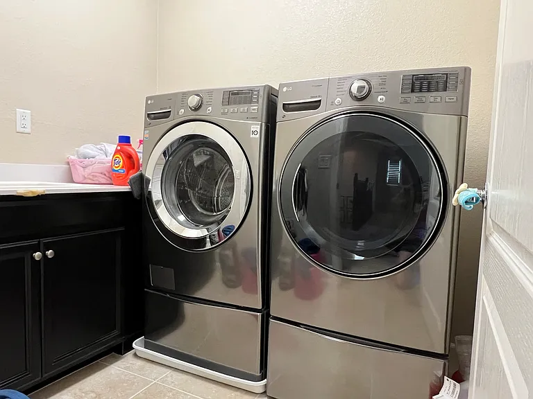 2410 Trail Dust Ln — Photo 14