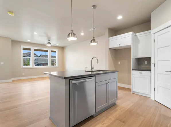 3965 SW Coyote Ave Lot 155, Redmond, OR 97756