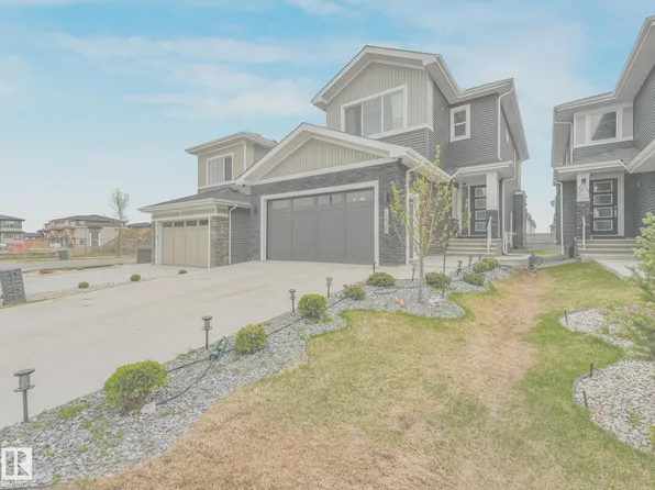 16307 19th Ave SW, Edmonton, AB T6W 1W4