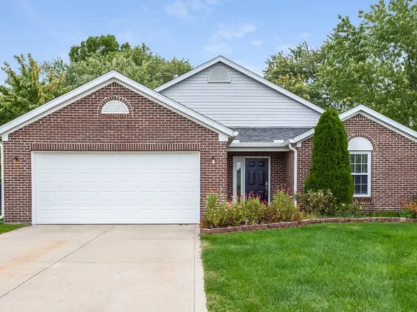 4751 Lakestone Dr, Indianapolis, IN 46237