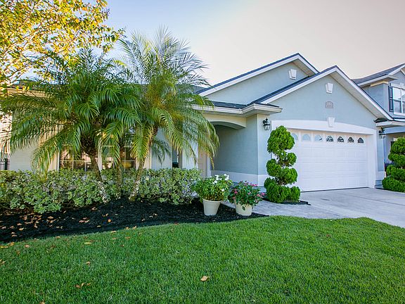 5th image of 2421 Willowbend Dr