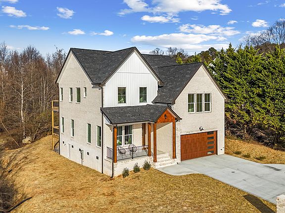 2nd image of 4433 Christine Lynnae St