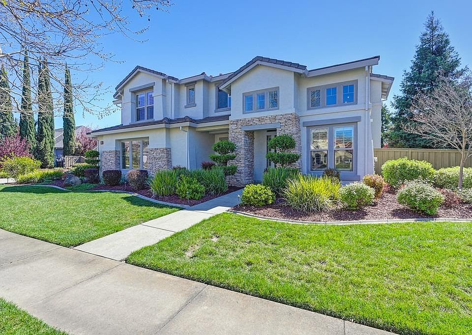 1st image of 8960 Creekstone Cir