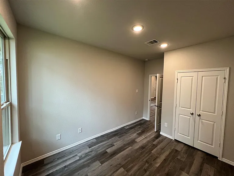 11595 Persimmon St — Photo 9
