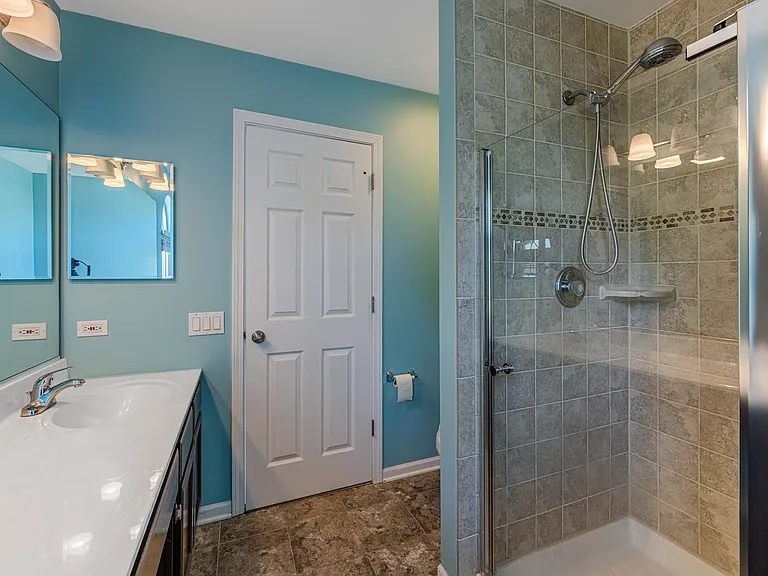 1371 E Braymore Cir — Photo 21