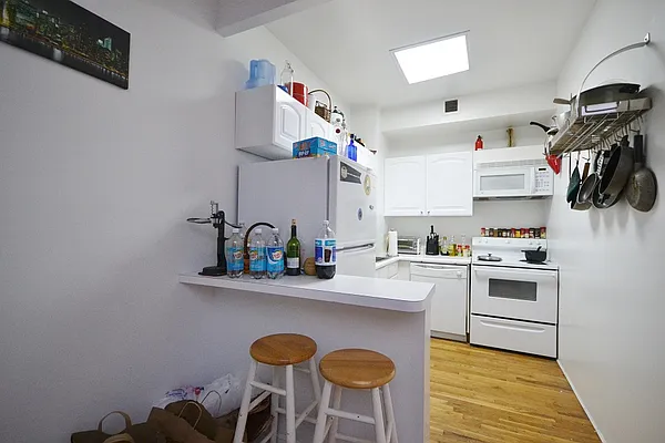 Rented by Bold New York | media 4