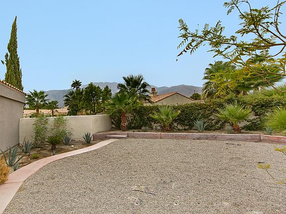3rd image of 3040 N Sequoia Dr