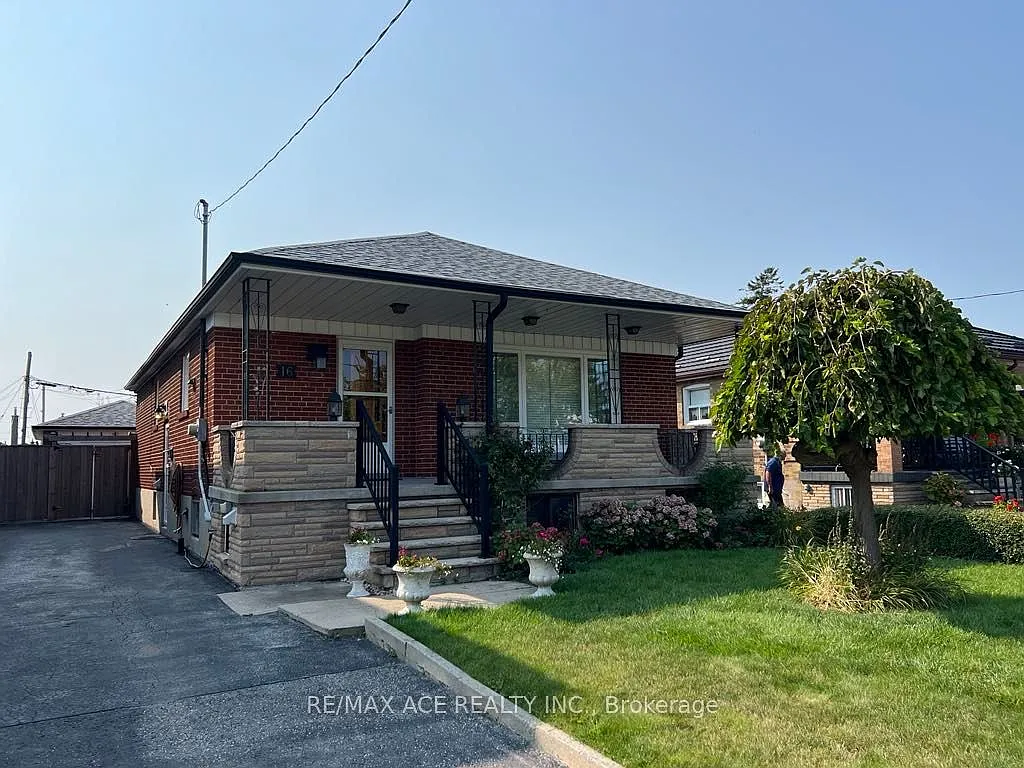 2 bed, $1,900 — Photo 1