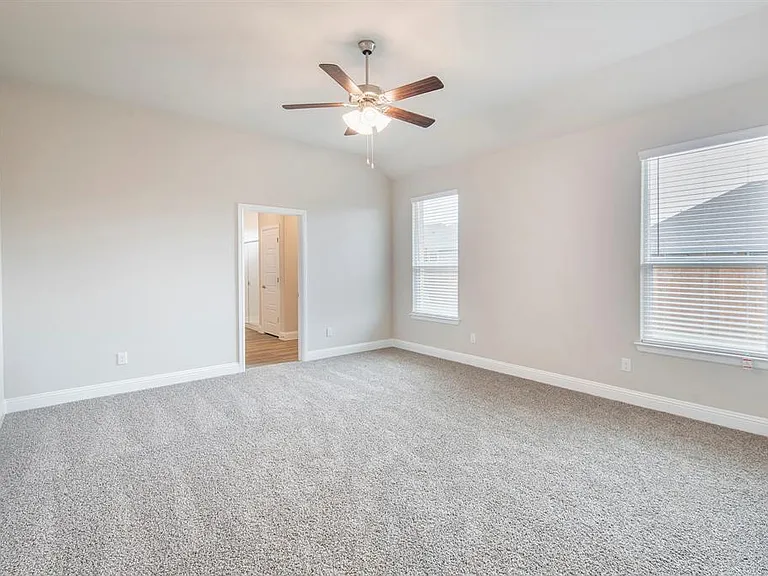 2301 Ruff Rd — Photo 11