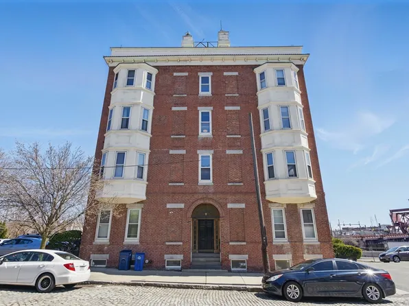 37 Winnisimmet St #6, Chelsea, MA 02150