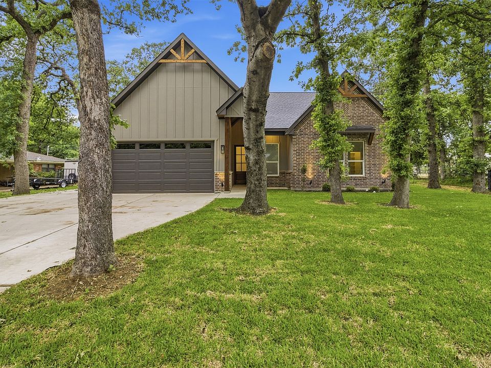 1st image of 713 Club Oak Dr