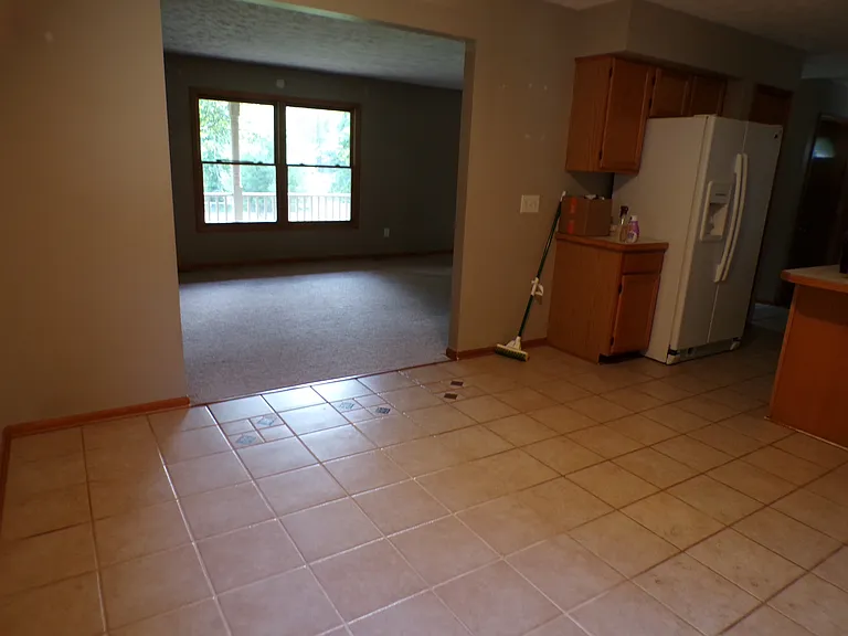 8087 Lansing Rd — Photo 11