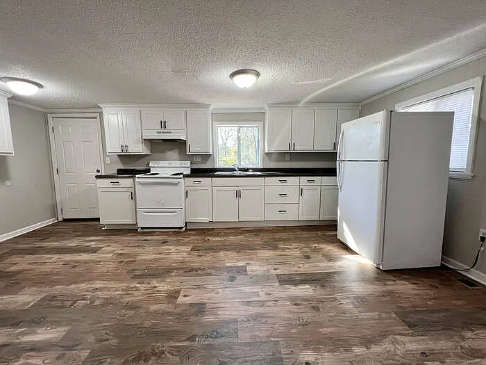 723 Wren Rd — Photo 11