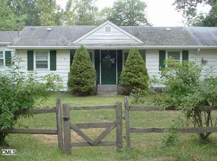 Elm Trl, Danbury, CT 06810