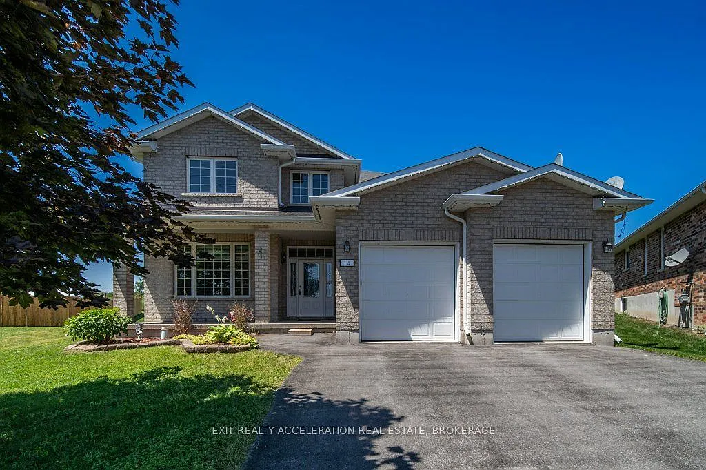 4 bed, $2,900 — Photo 3