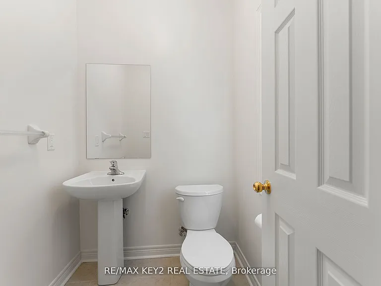 175 Hartney Dr — Photo 16