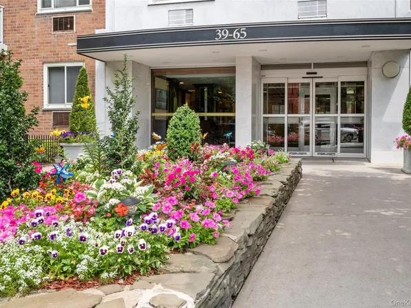 3965 52nd Street #5U, Woodside, NY 11377