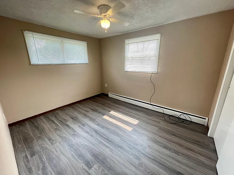 1088 Norwood St #1/2 — Photo 15