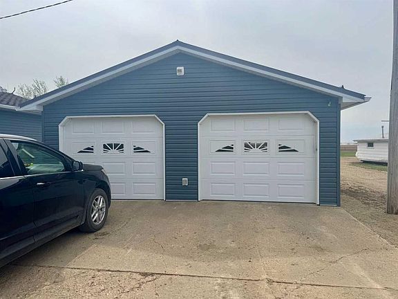 2nd image of 20427 N Highway 2 Rural Smoky Riv #130