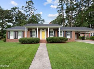 520 Westchester Dr, Greenville, NC 27858