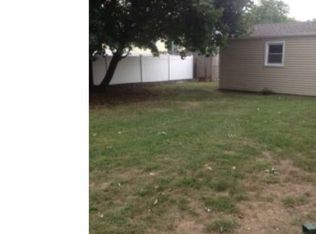 121 Fernwood Ave, Trenton, NJ 08610