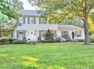 151 Woodsedge Dr, Winfield, PA 17889