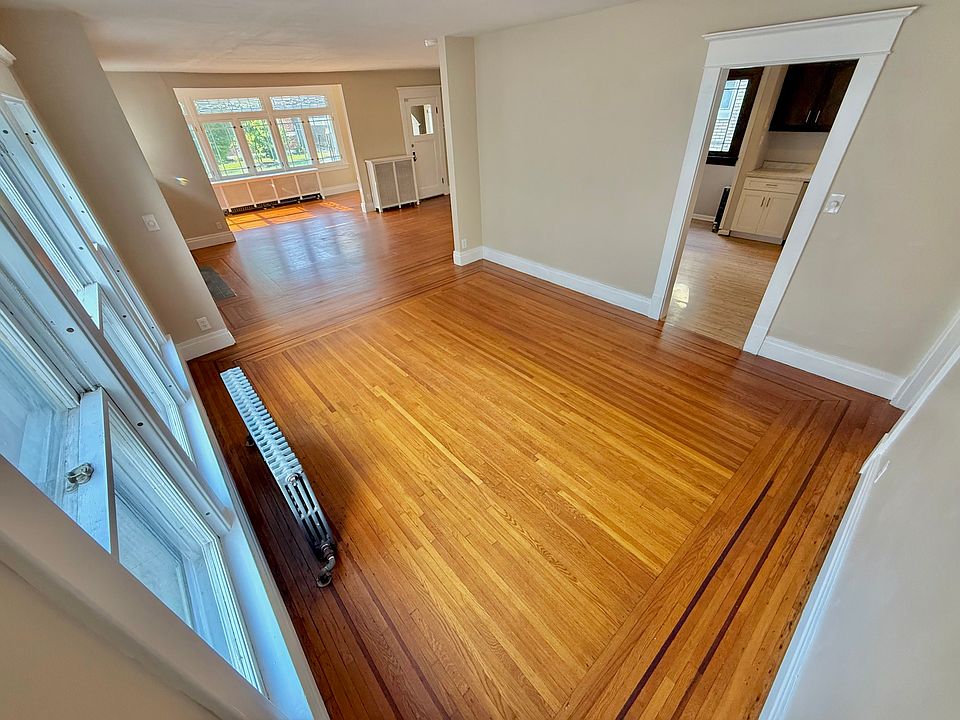 Dining/Living Room