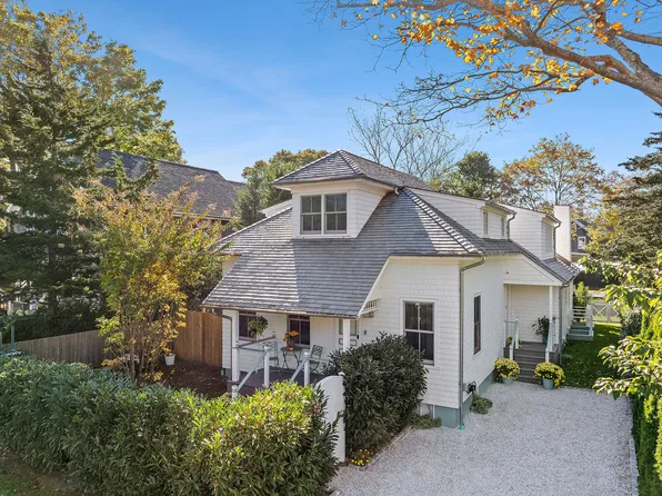 62 Franklin Ave, Sag Harbor, NY 11963